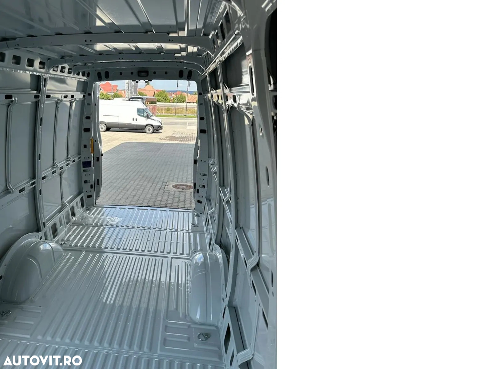 Iveco Daily 35S14 V - 14