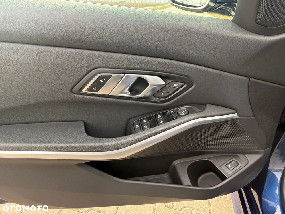 BMW Seria 3 - 19