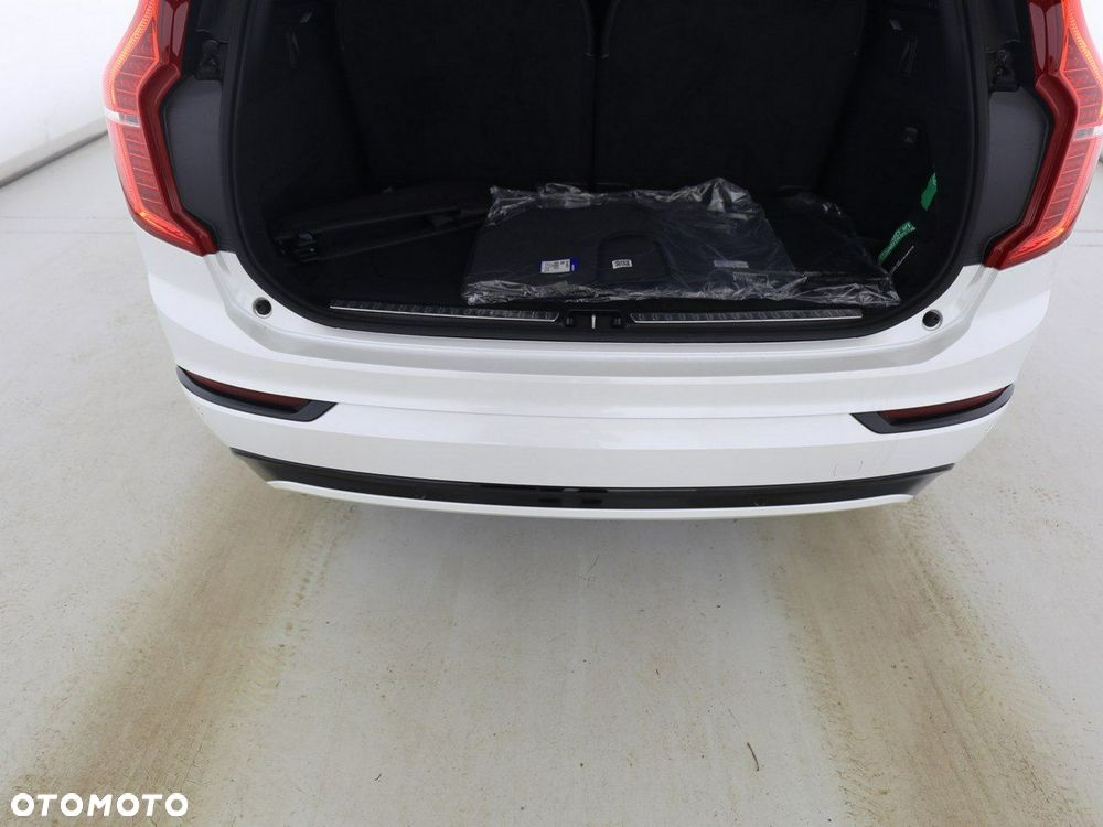 Volvo XC 90 - 7