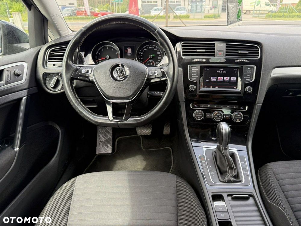 Volkswagen Golf 1.4 TSI BlueMotion Technology DSG Comfortline - 17
