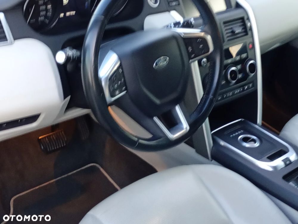 Land Rover Discovery Sport - 15