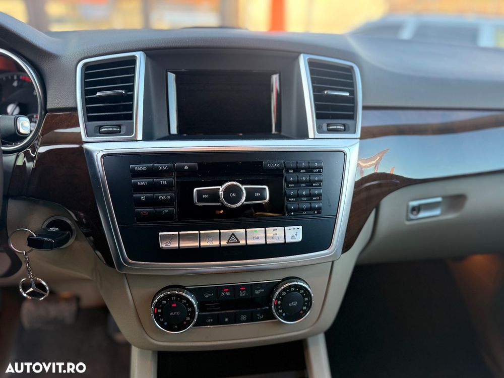 Mercedes-Benz ML 250 BlueTEC 4MATIC 7G-TRONIC - 12