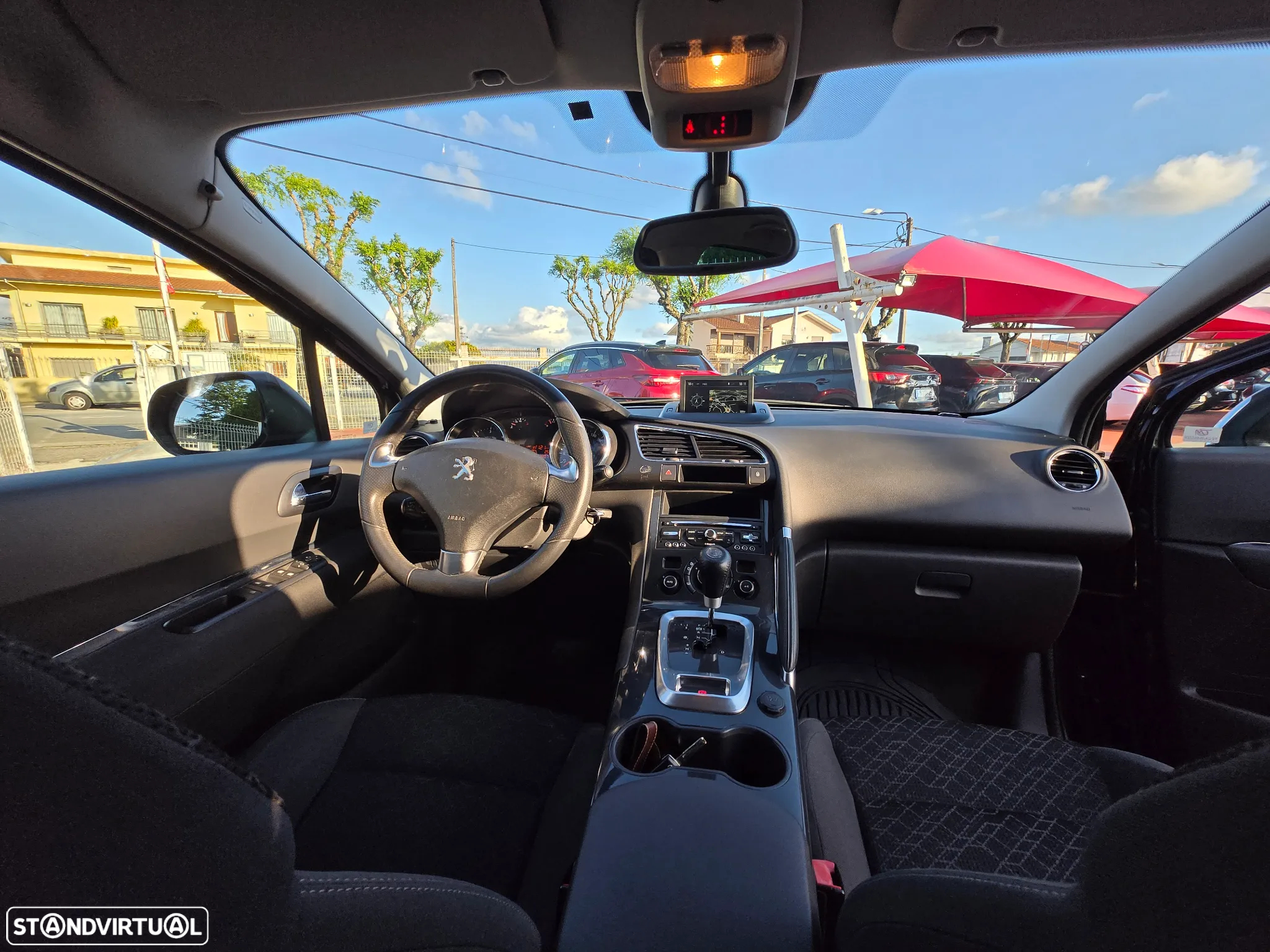 Peugeot 3008 1.6 BlueHDi Style EAT6 - 10