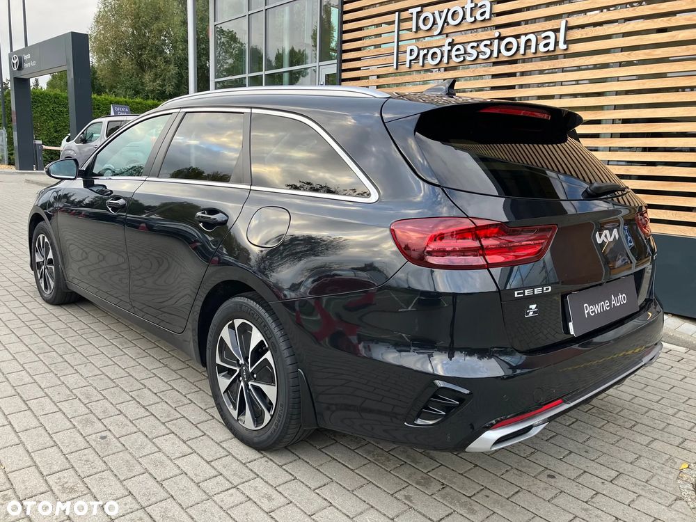 Kia Ceed 1.6 GDI PHEV L Business Line DCT - 6