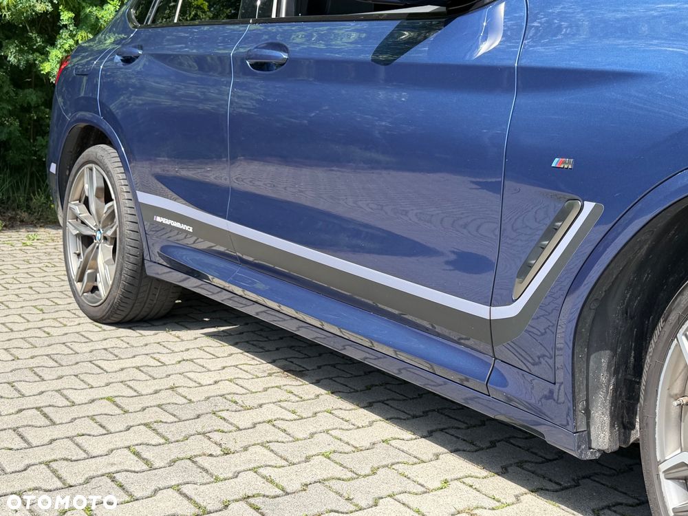 BMW X4 - 11