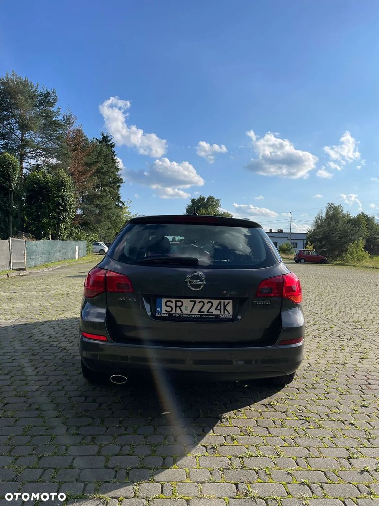 Opel Astra 1.4 T Essentia - 5
