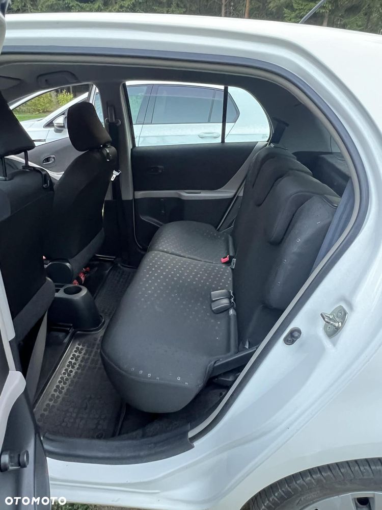 Toyota Yaris 1.4 D-4D Luna A/C - 11
