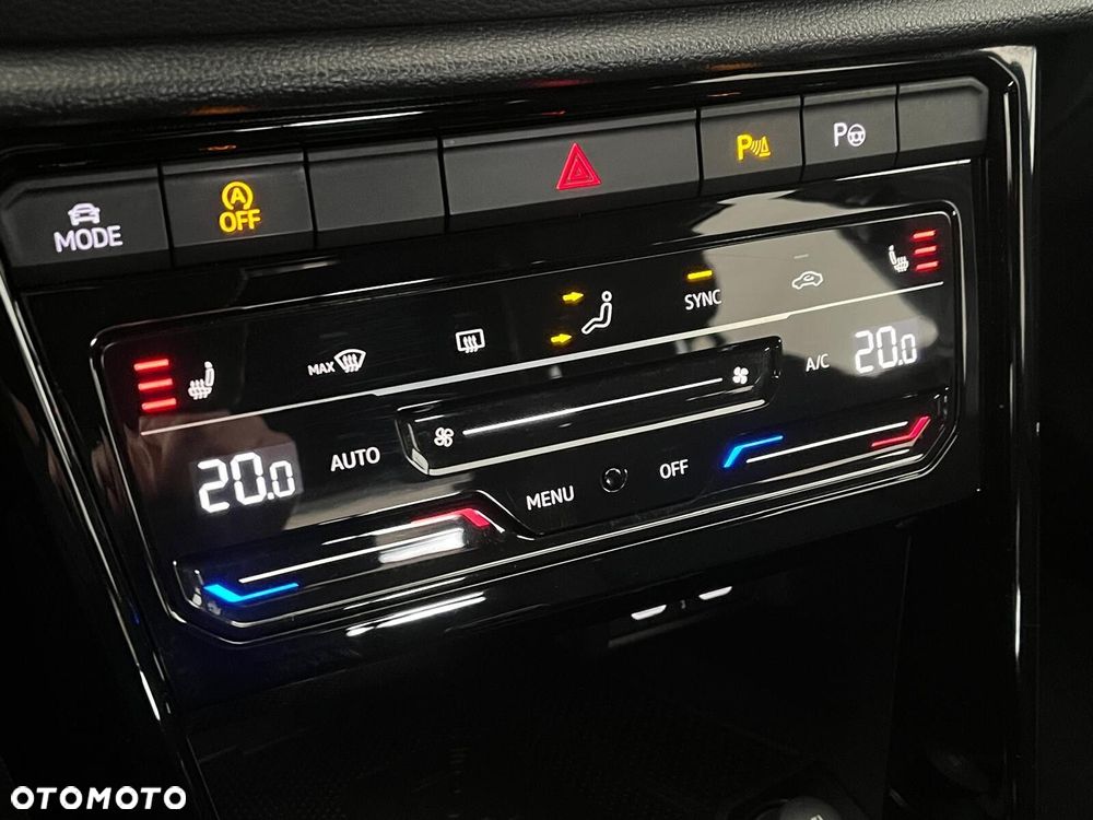 Volkswagen T-Roc 1.5 TSI Style DSG - 28