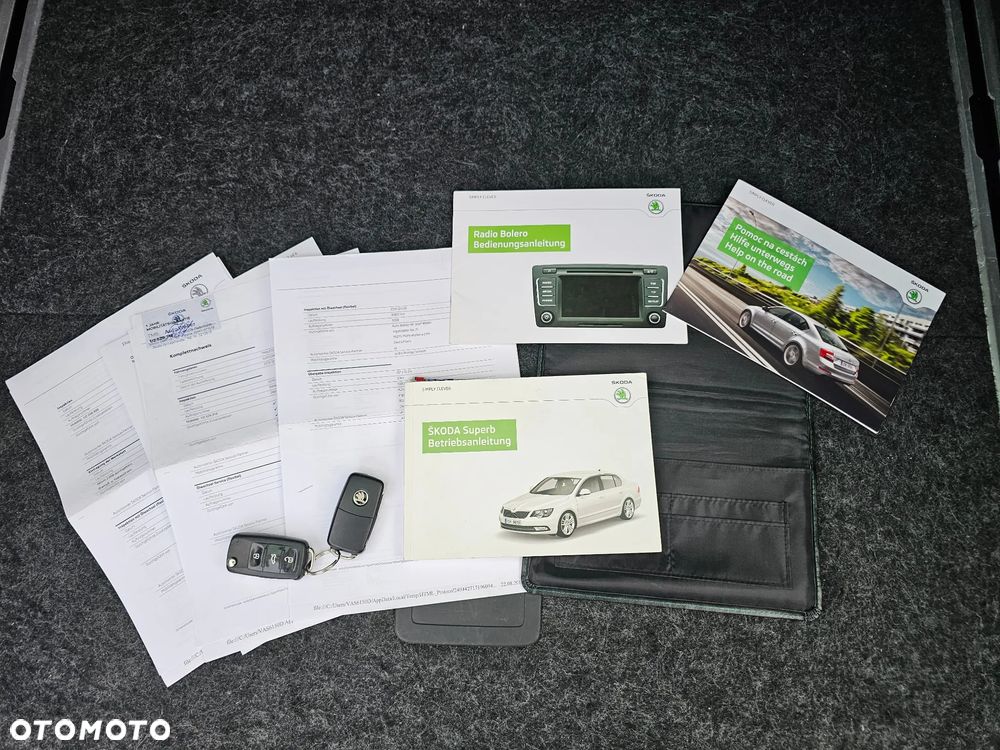 Skoda Superb 2.0 TDI 4x4 Elegance - 32