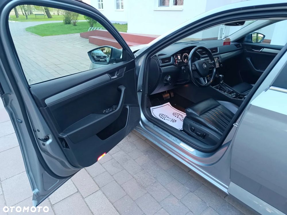Skoda Superb 1.4 TSI ACT DSG Ambition - 24
