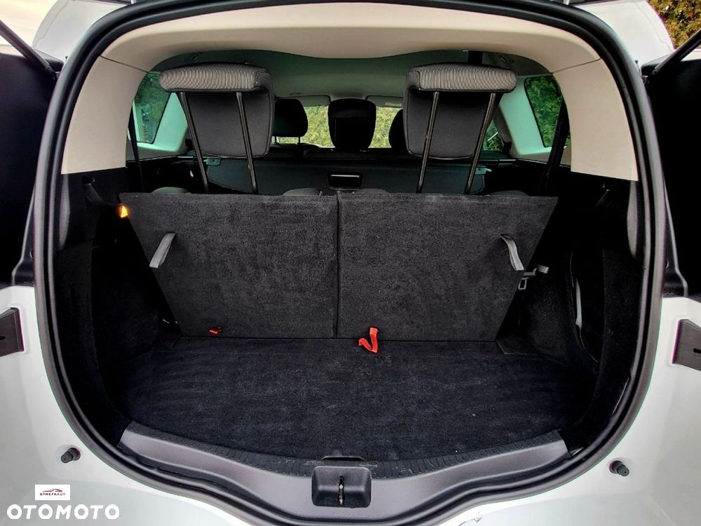 Renault Grand Scenic - 26