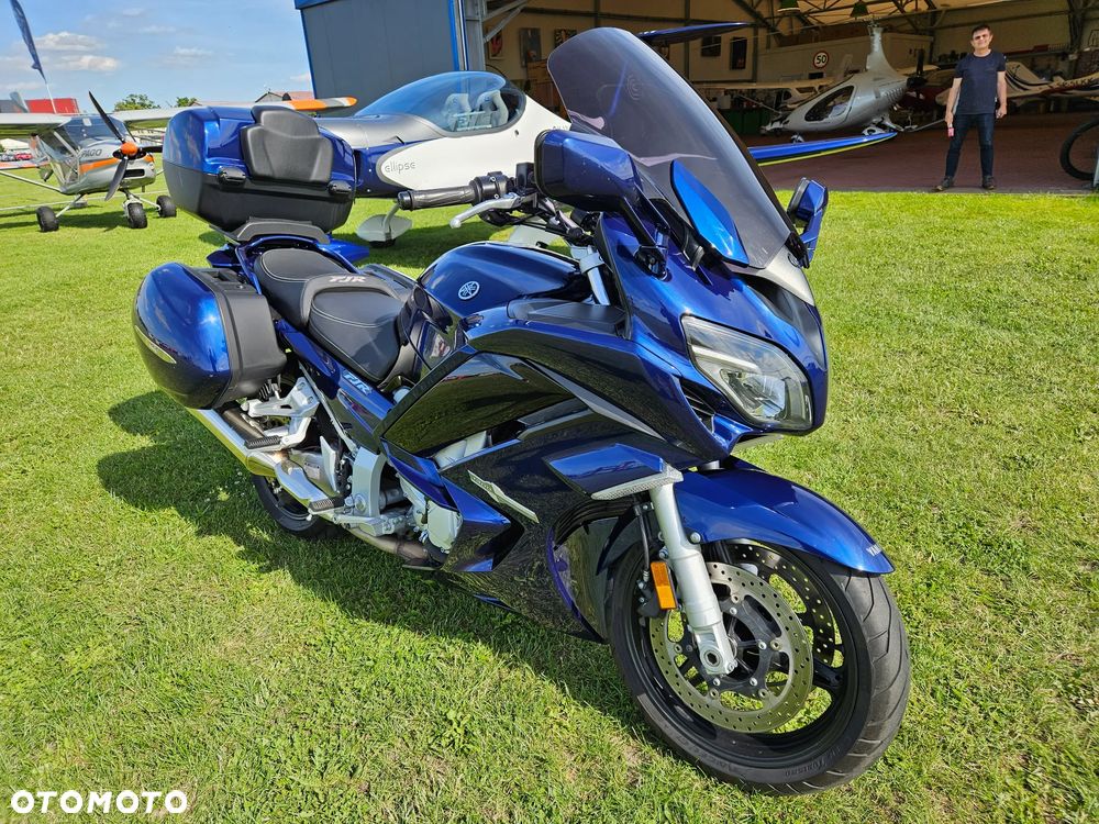 Yamaha FJR - 7