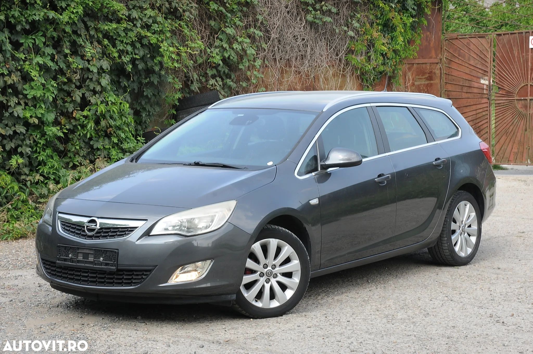 Opel Astra Sport Tourer 1.4 ECOTEC Enjoy - 1