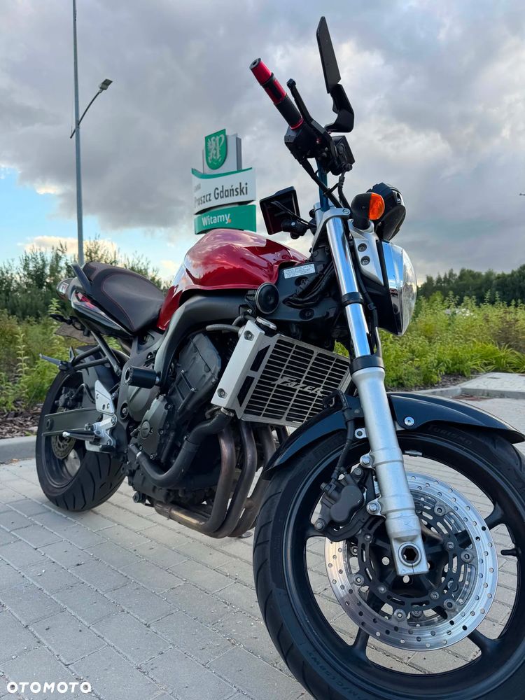 Yamaha FZ6 - 3