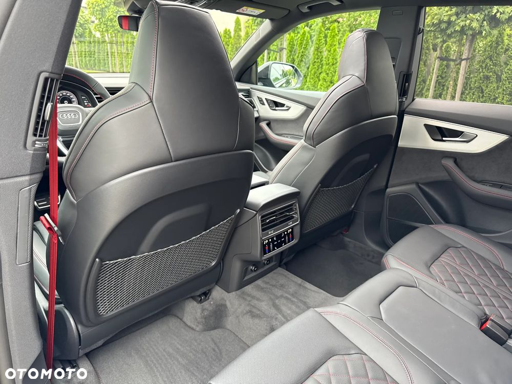Audi Q8 - 21
