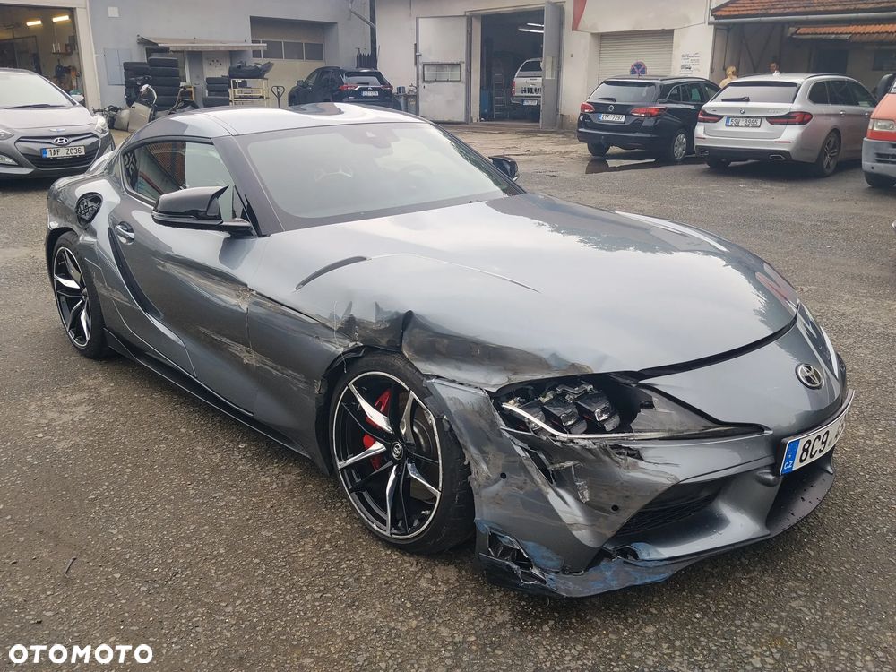 Toyota Supra - 2