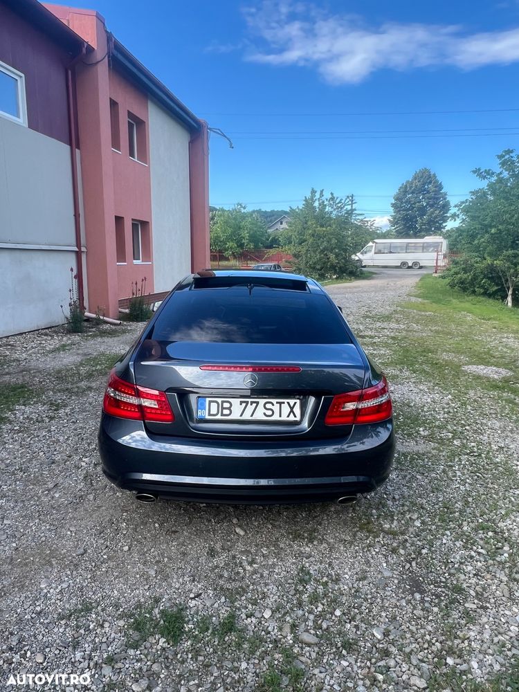 Mercedes-Benz E 350 CDI BlueEfficiency - 4