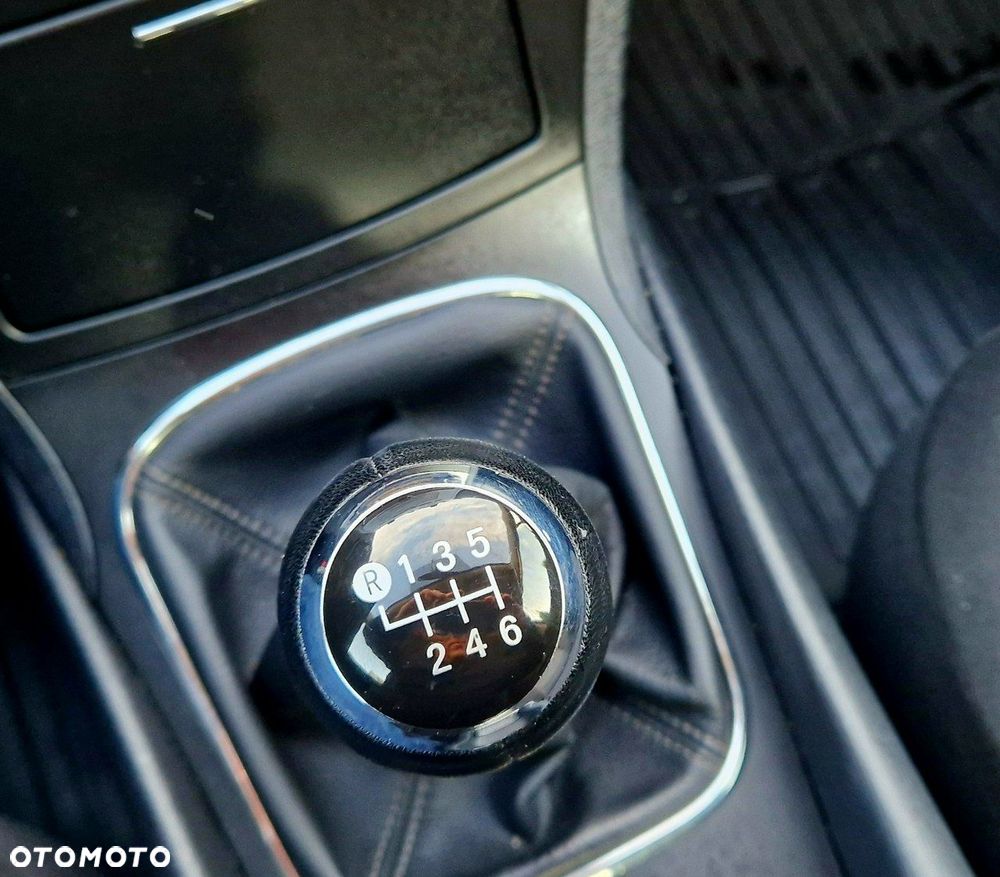 Toyota Avensis 2.0 D-4D Sol - 30