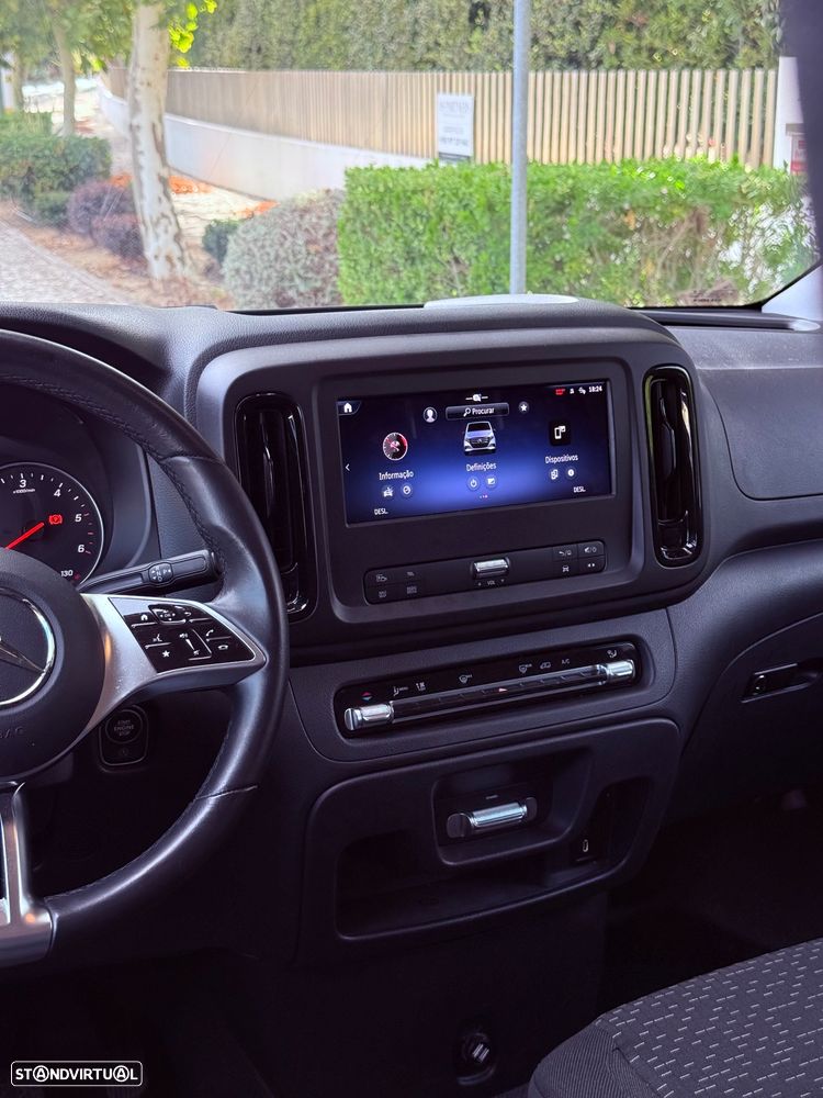 Mercedes-Benz Vito Misto Extra-Longa Aut. PRO - 30