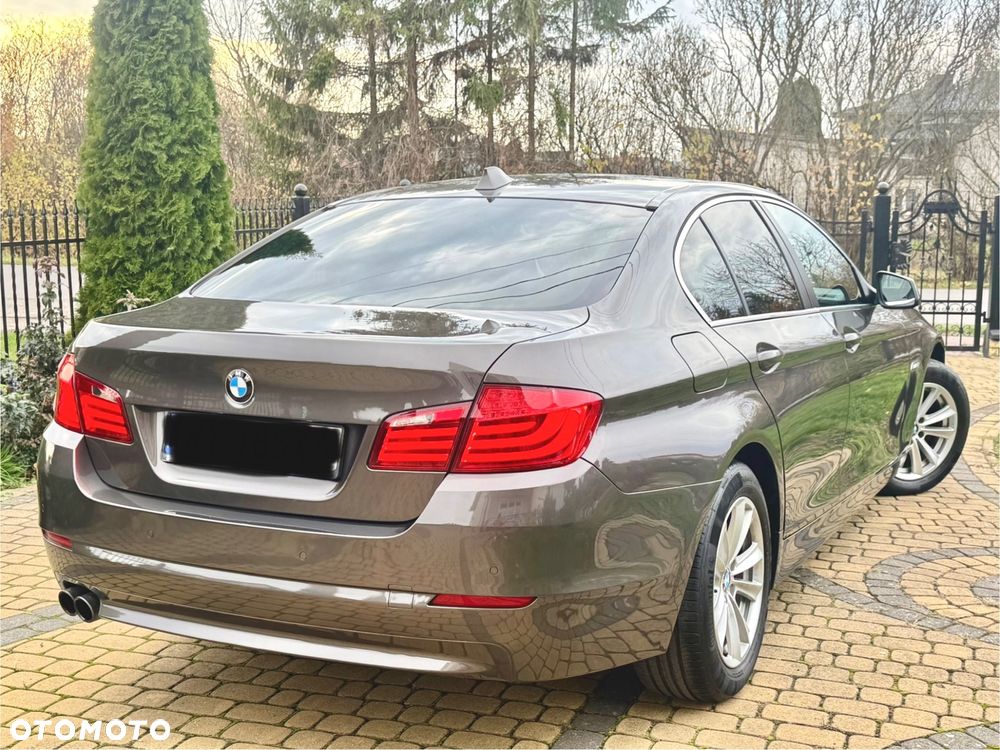 BMW Seria 5 ver-520d - 11