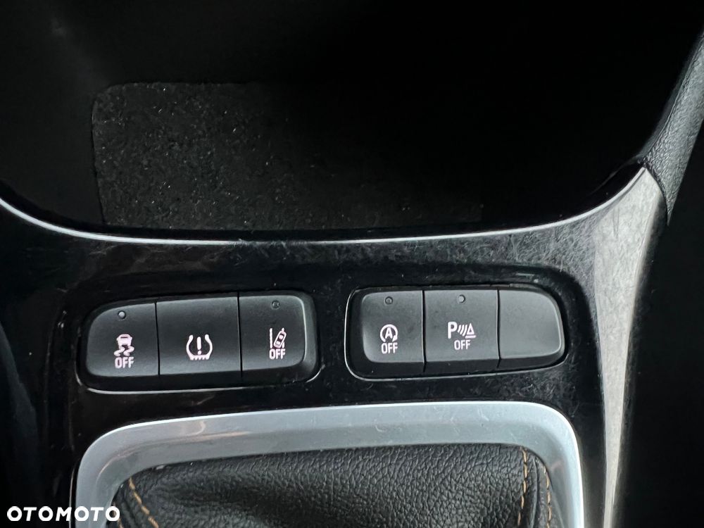 Opel Crossland X - 33