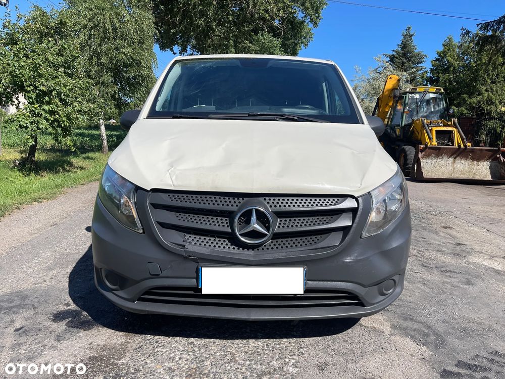 Mercedes-Benz VITO 447 2017 ROK 1.6 Diesel - 19