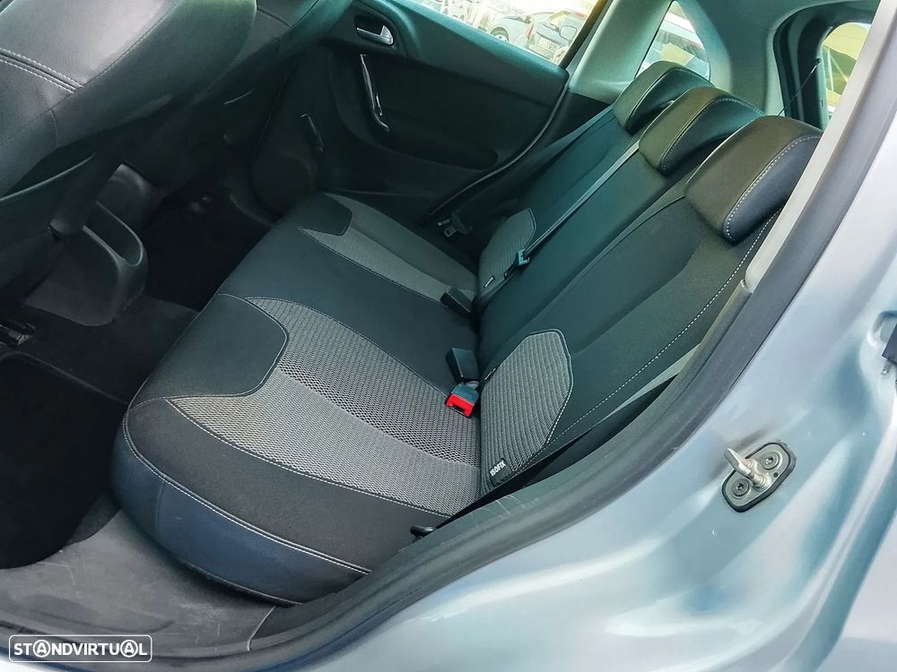 Citroën C3 1.4 HDi Attraction - 17