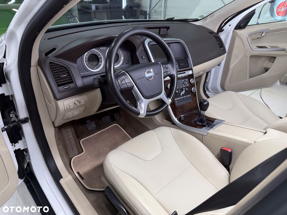 Volvo XC 60 DRIVe R Design - 5