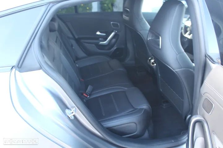 Mercedes-Benz CLA 35 AMG Shooting Brake 4Matic - 22