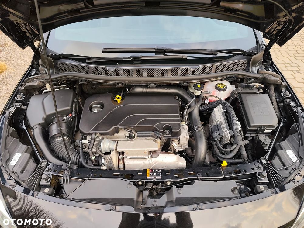 Opel Astra 1.4 Turbo Dynamic - 21