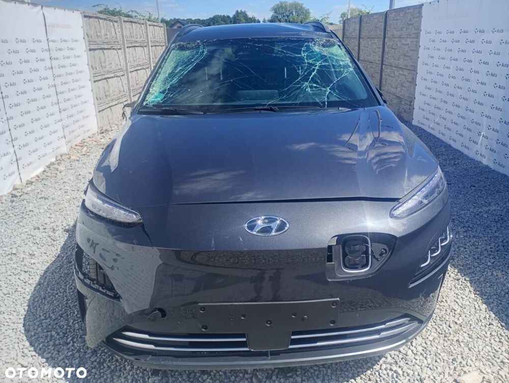 Hyundai Kona - 3