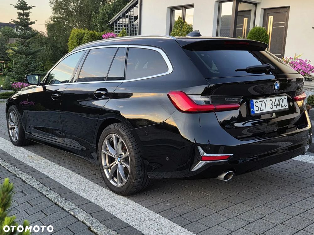 BMW Seria 3 320d mHEV M Sport - 13