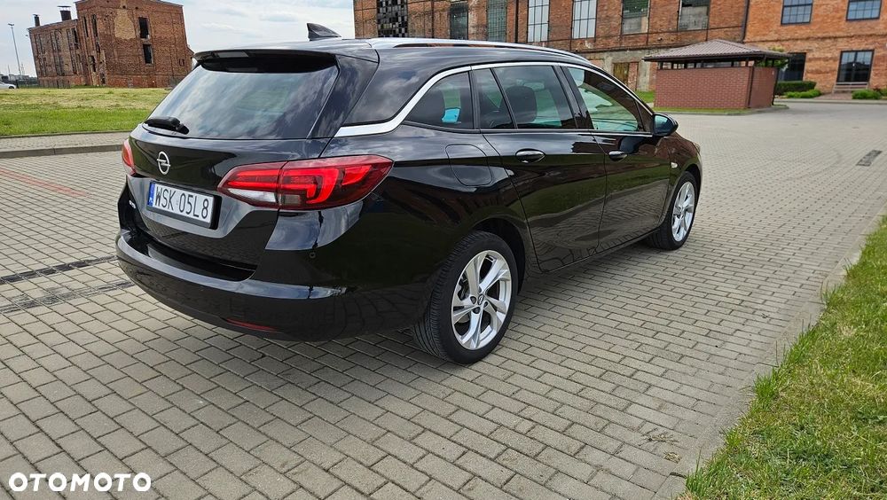 Opel Astra 1.4 Turbo Innovation - 4