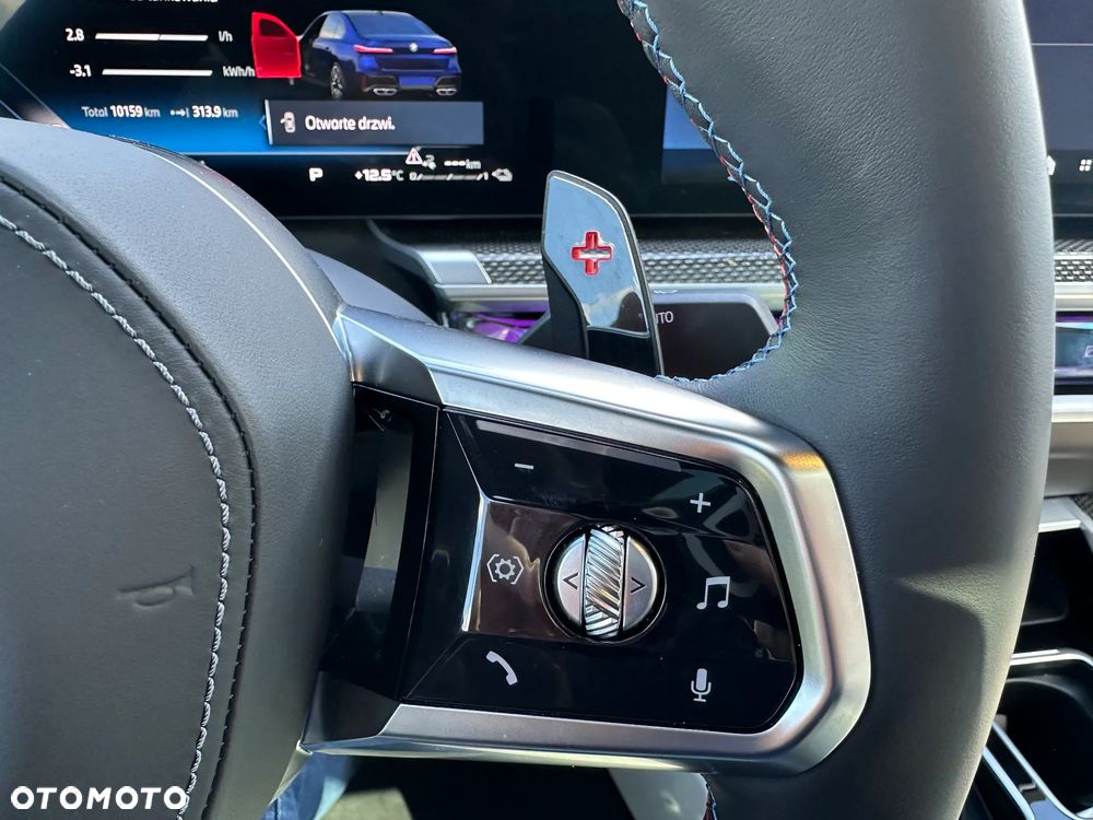 BMW Seria 7 M760e PHEV xDrive sport - 13