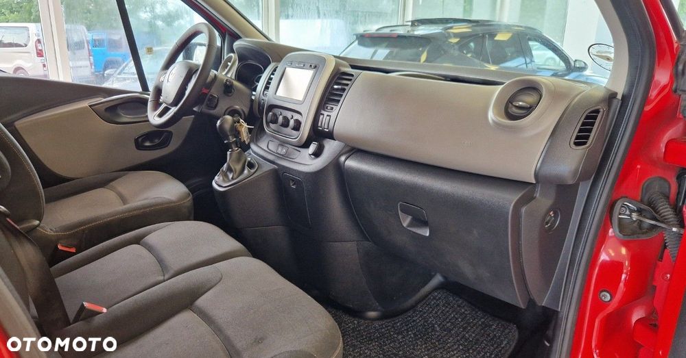 Renault Trafic - 23