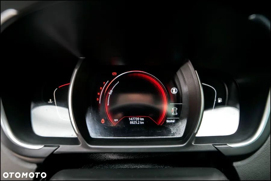 Renault Grand Scenic - 24