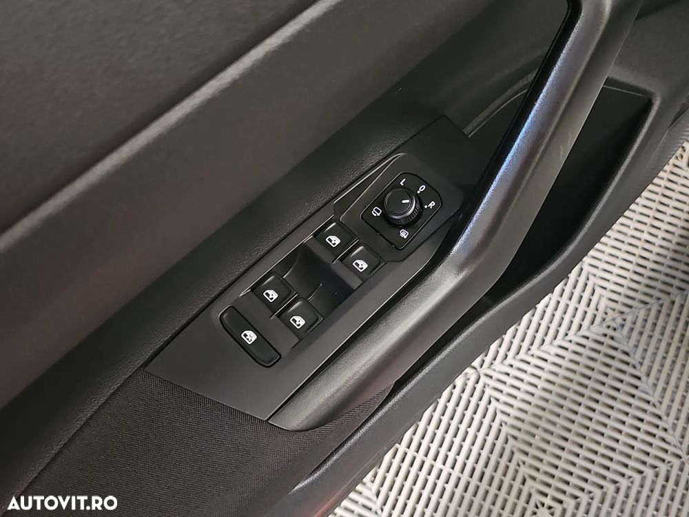 Volkswagen Polo - 15