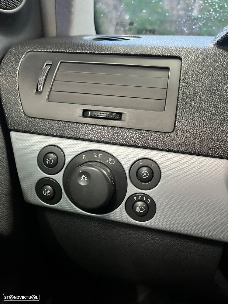 Opel Astra 1.3 CDTI - 6