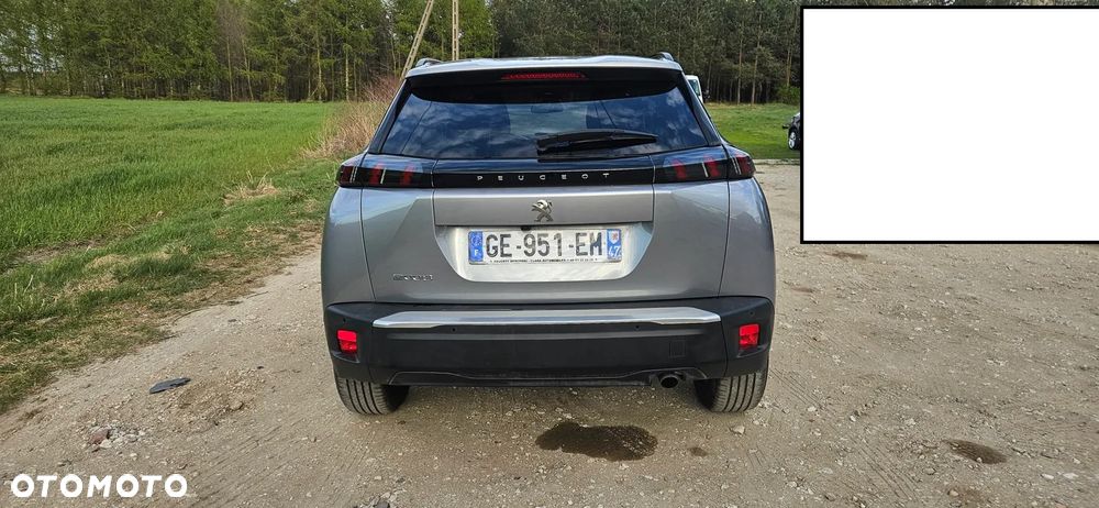 Peugeot 2008 - 4