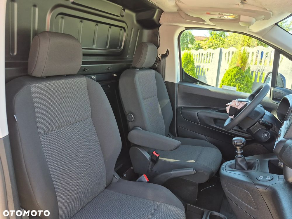 Toyota Proace City - 11