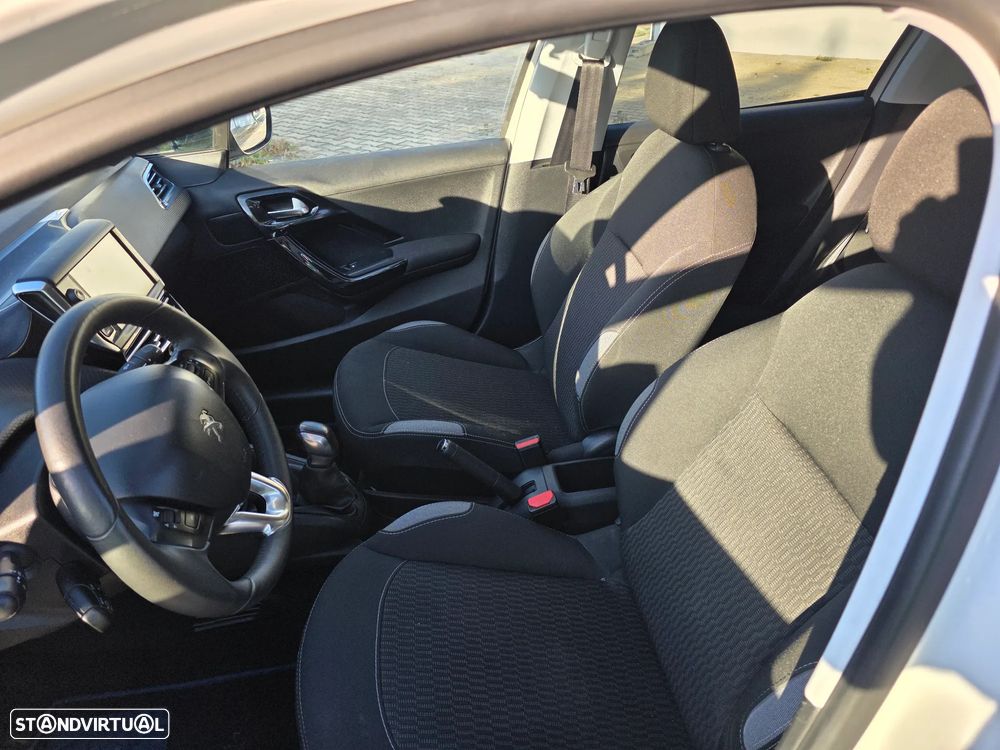 Peugeot 208 82 PureTech Style - 7