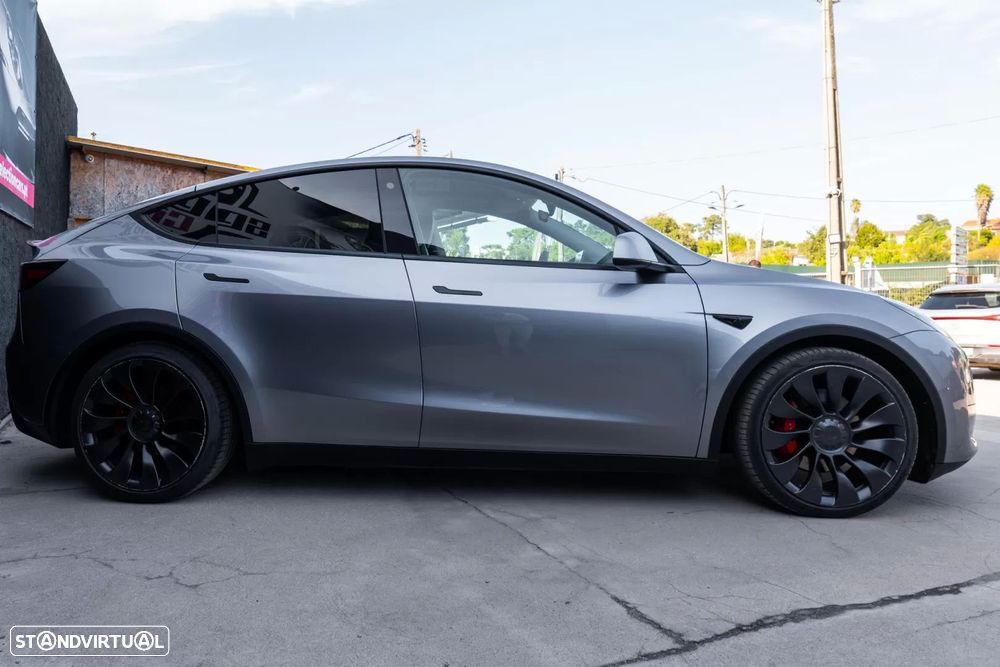 Tesla Model Y Performance Tração Integral - 9