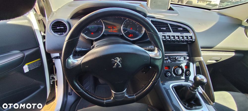 Peugeot 3008 - 21