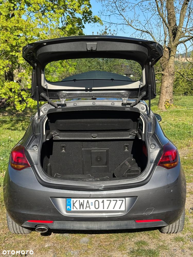 Opel Astra 1.4 T Cosmo - 7