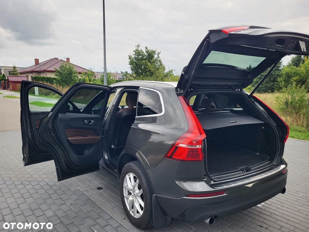 Volvo XC 60 T5 AWD Momentum - 6