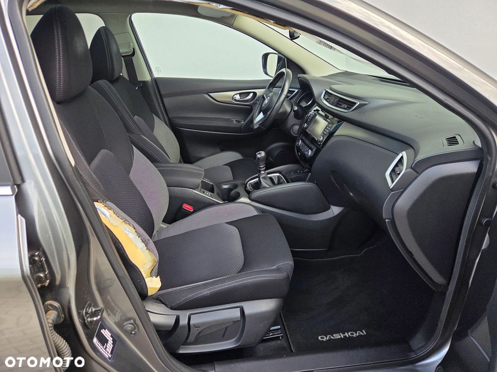 Nissan Qashqai - 12