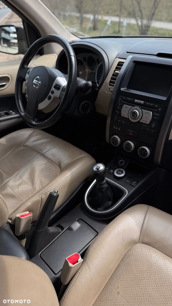 Nissan X-Trail 2.0 dCi LE - 18