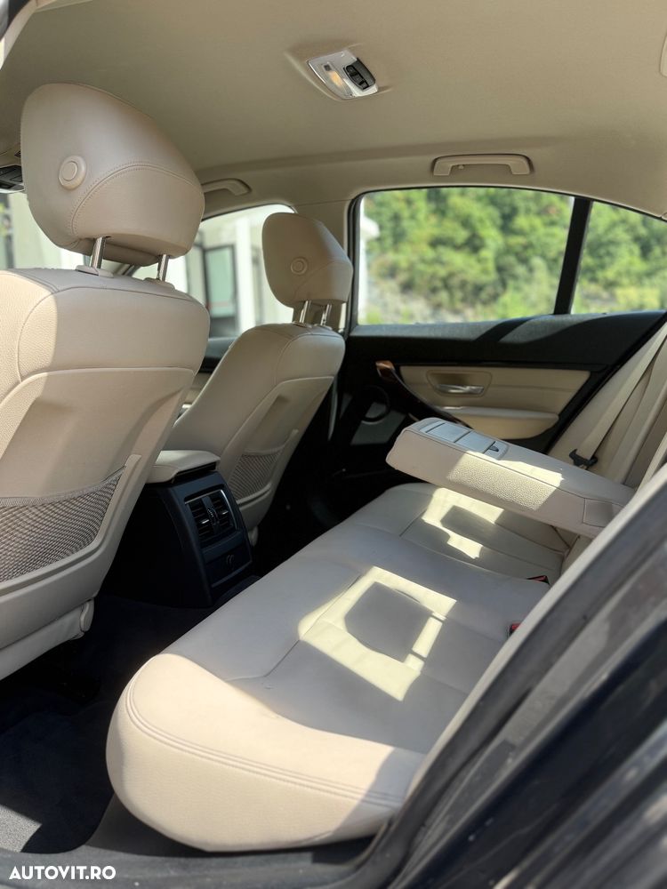 BMW Seria 3 318d xDrive Advantage - 9