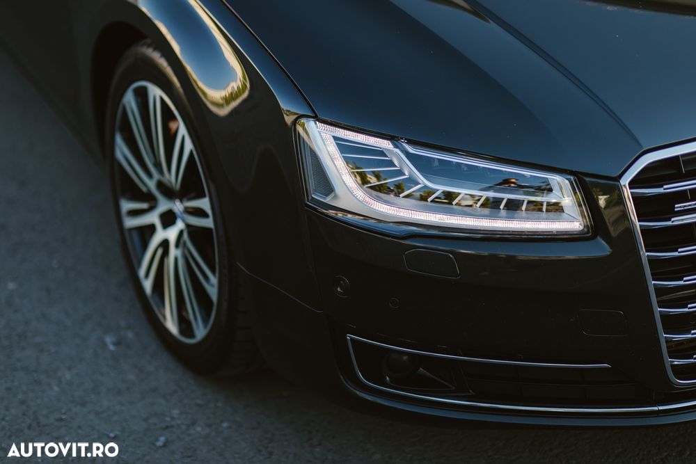 Audi A8 - 2