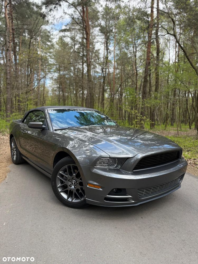 Ford Mustang 3.7 V6 Premium - 2